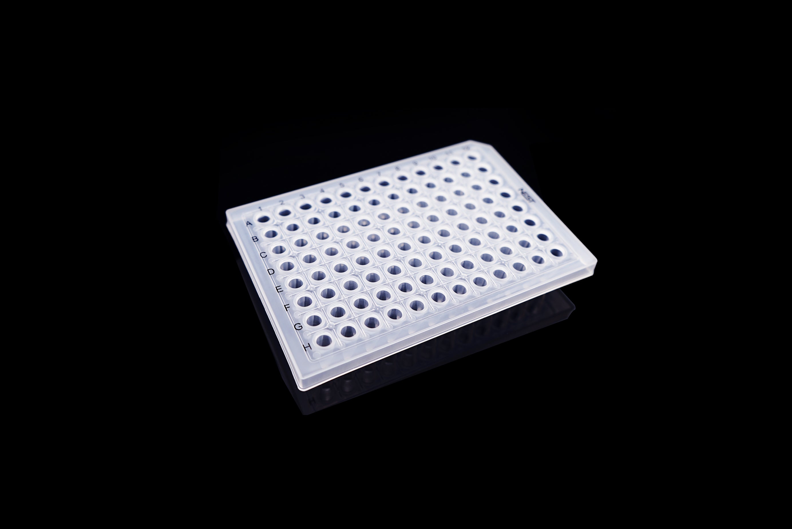 0.2ml 96 Well PCR Plate, Semi Skirt, Clear, A12 notch NEST Scientific 402301