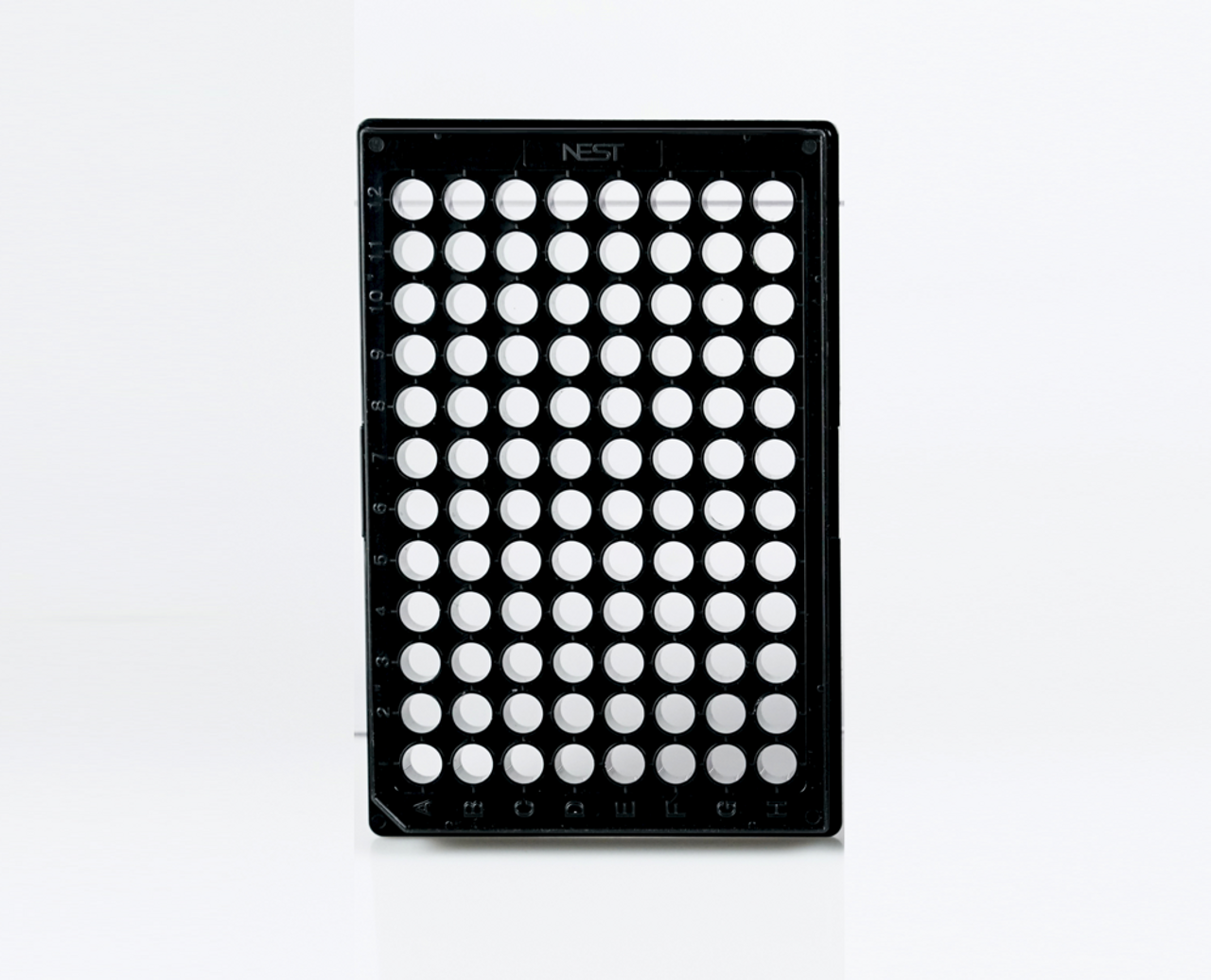 96 well black wall plate with clear bottoms